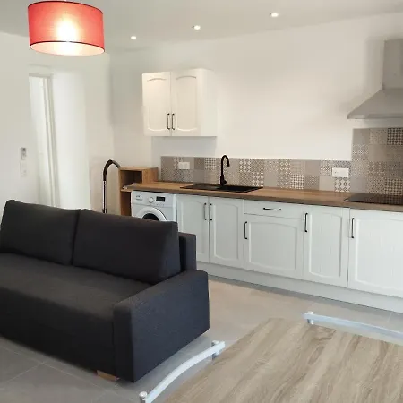 Apartment Meuble Et Confort, Au Milieu De La Campagne *